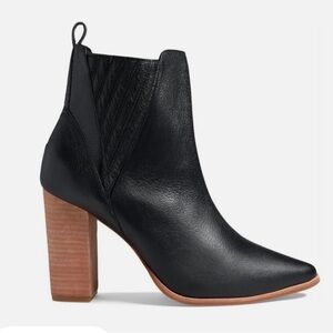KAANAS Black Leather Ankle Boots. Size 9. Worn once!